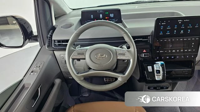 Hyundai Staria 2024 Белый из Кореи, фото 5