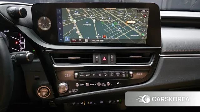 Lexus ES300h 7th generation 2023 Черный из Кореи, фото 5