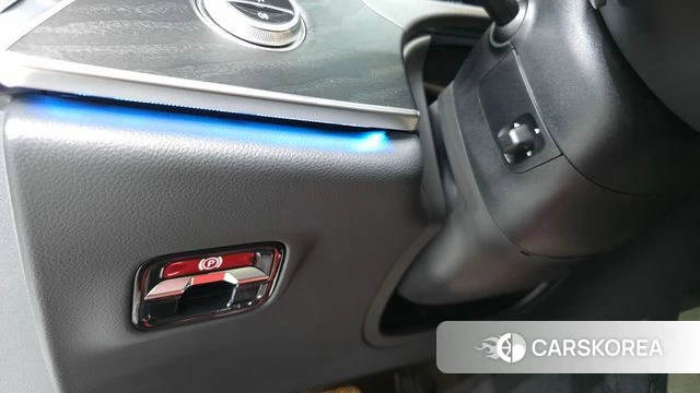 Mercedes-Benz E-Class W214 2025 Белый из Кореи, фото 5