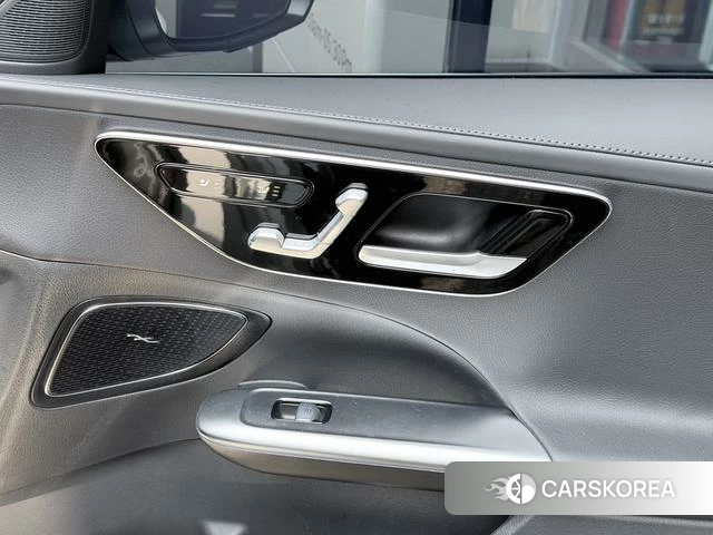 Mercedes-Benz Class C 2024 Белый из Китая, фото 5