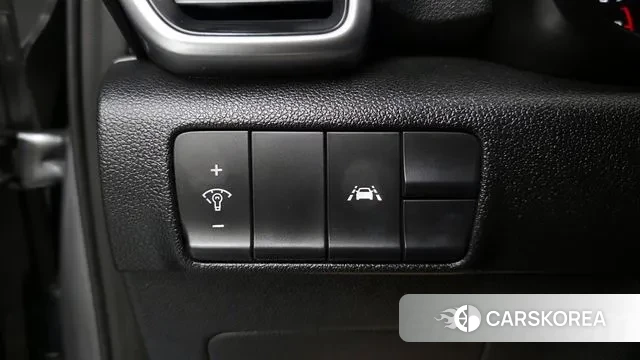 Kia Sportage The Bold 2021 Серебристо-серый из Кореи, фото 5