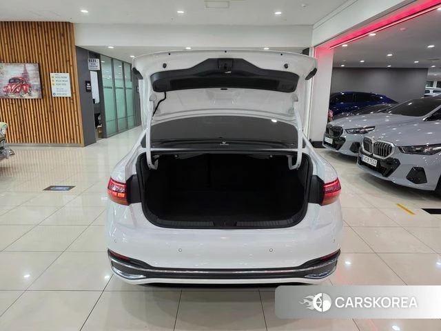 Volkswagen 7th Generation of Jetta 2022 Белый из Кореи, фото 5