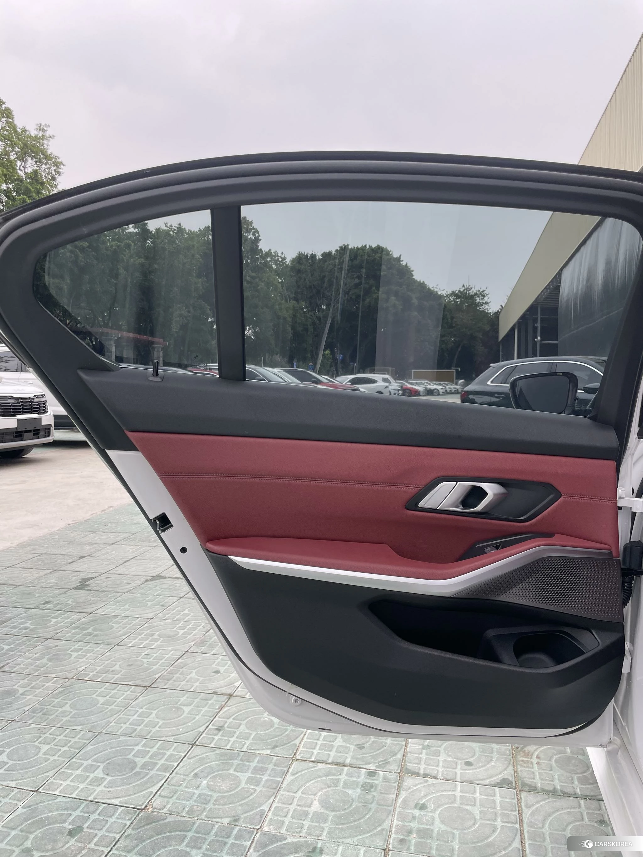 BMW 3 series 2022 Белый из Китая, фото 5