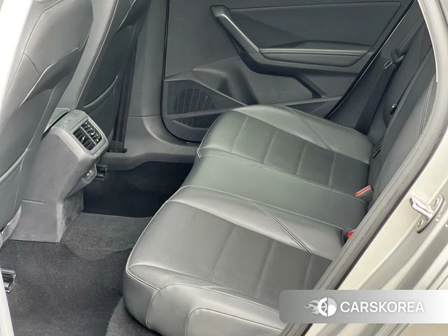Volkswagen Lavida 2021 Серебристо-серый из Китая, фото 5