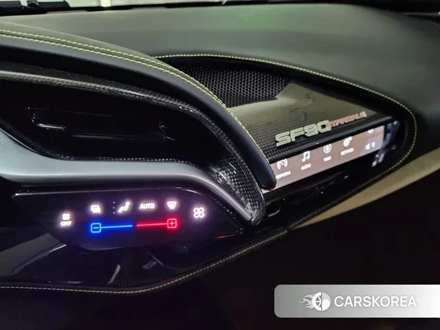 Ferrari SF90 Stradale 2023 Синий из Кореи, фото 5