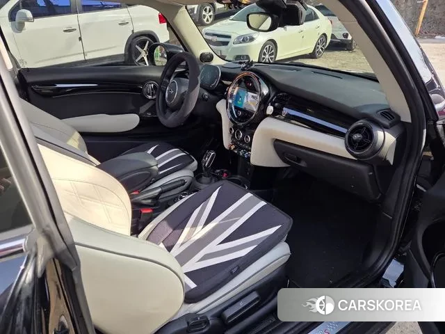 Mini Cooper S 2022 Черный из Кореи, фото 5