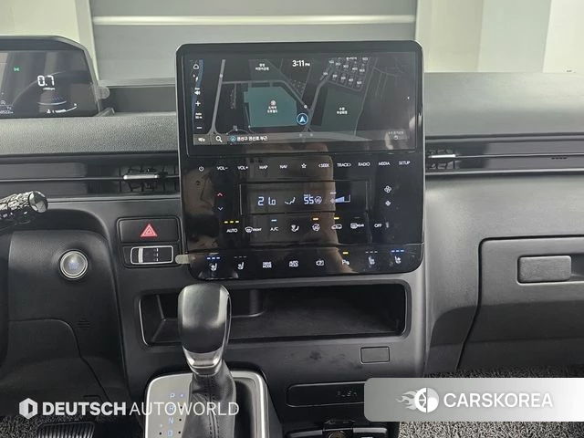 Hyundai Staria 2023 Белый из Кореи, фото 5