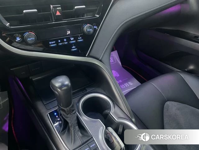 Toyota Camry 2023 Белый из Китая, фото 5