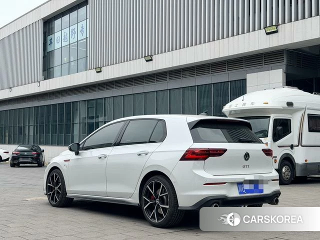 Volkswagen Golf GTI 2025 Белый из Китая, фото 5