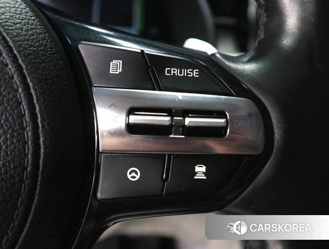 Kia K7 Premier Hybrid 2020 Белый из Кореи, фото 5