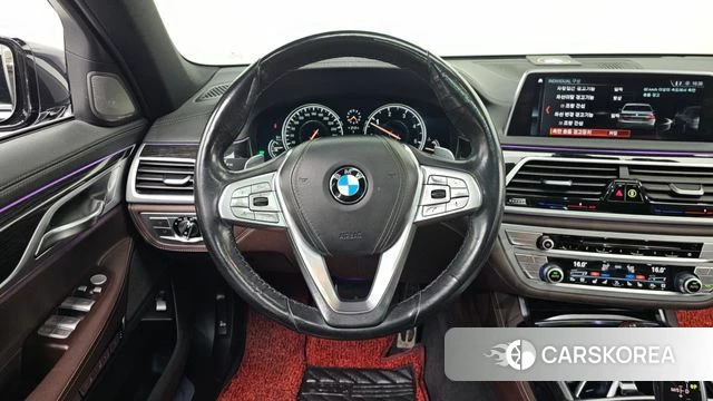 BMW 7 Series (G11) 2018 Черный из Кореи, фото 5