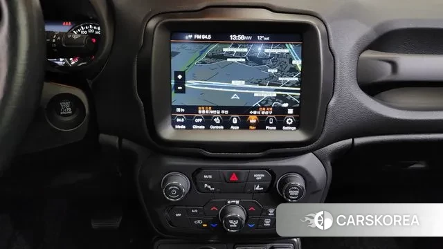 Jeep Renegade 2021 Белый из Кореи, фото 5