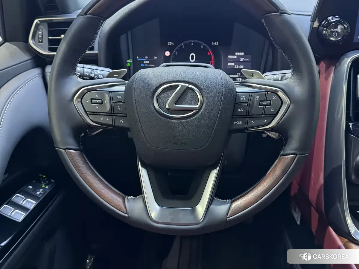 Lexus LX 2026 Черный из Китая, фото 5