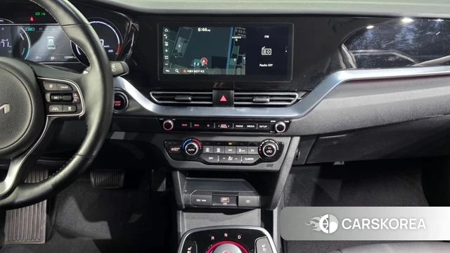 Kia Niro Plus 2023 Белый из Кореи, фото 5