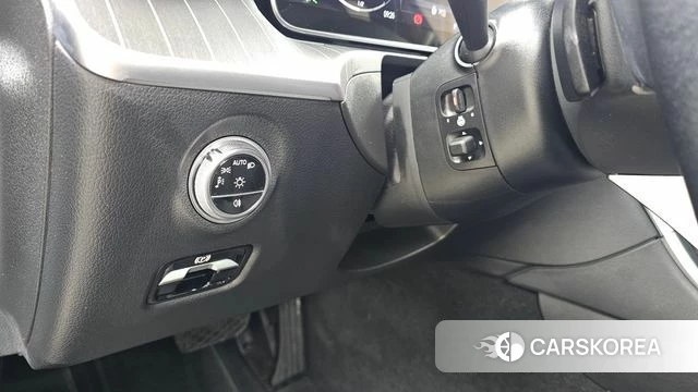 Mercedes-Benz C-Class W206 2022 Серый из Кореи, фото 5