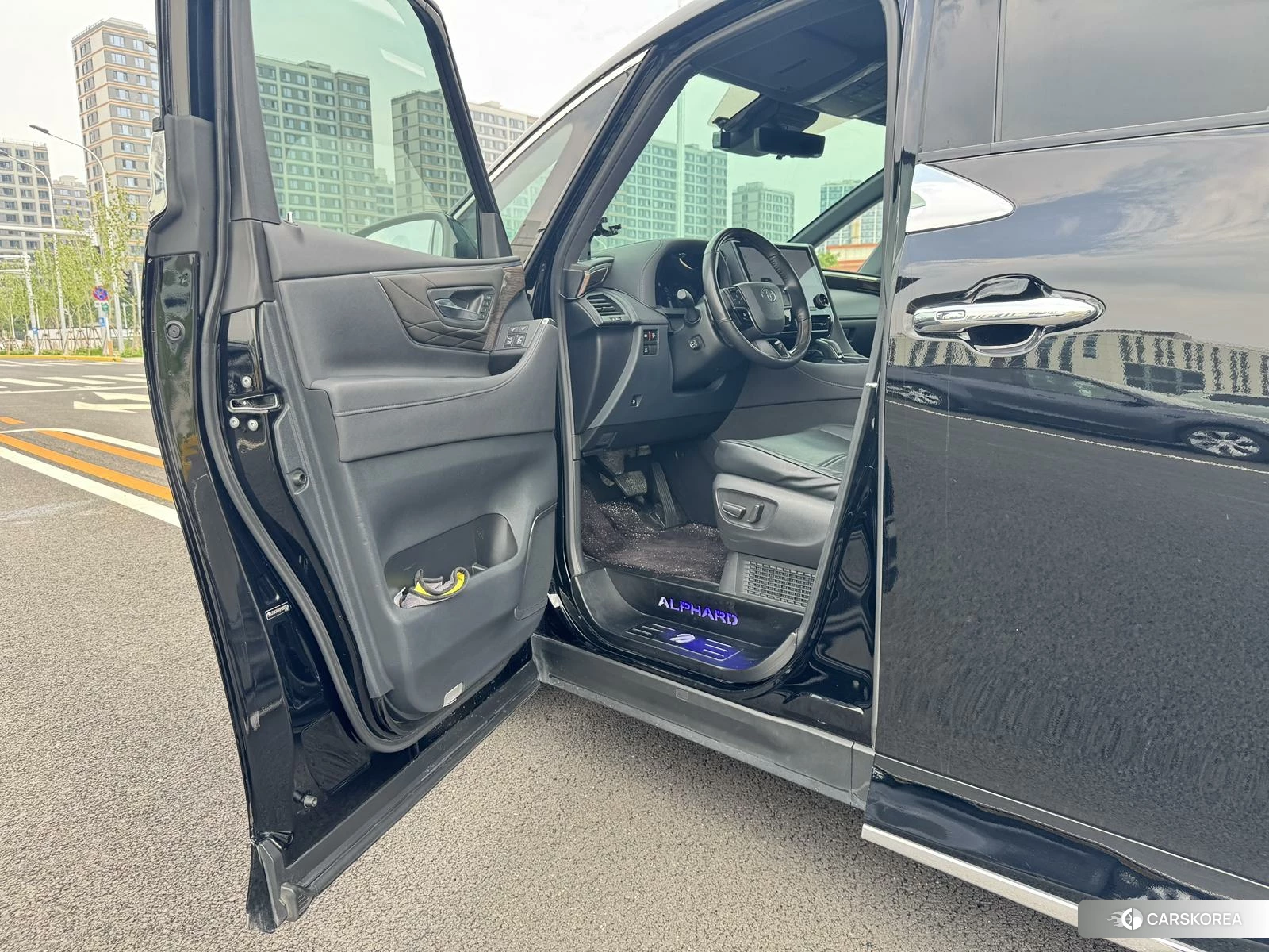Toyota Elfa 2024 Черный из Китая, фото 5