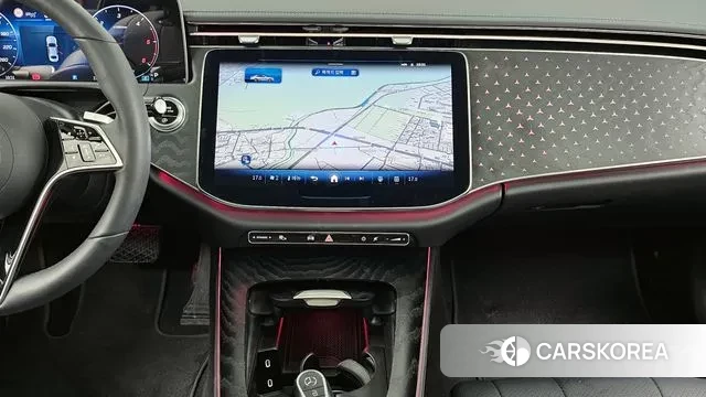 Mercedes-Benz E-Class W214 2024 Белый из Кореи, фото 5