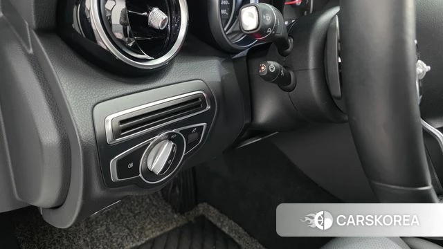 Mercedes-Benz C-Class W205 2020 Белый из Кореи, фото 5