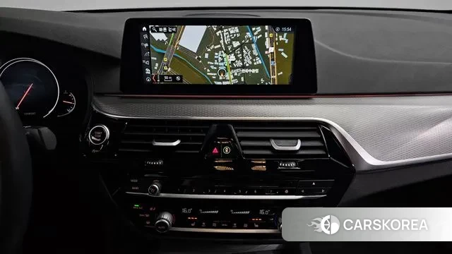 BMW 5 Series (G30) 2018 Черный из Кореи, фото 5