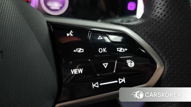 Volkswagen Golf 8th Generation 2024 Черный из Кореи, фото 5