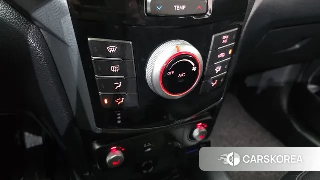 Ssangyong Tivoli Armor 2018 Белый из Кореи, фото 5