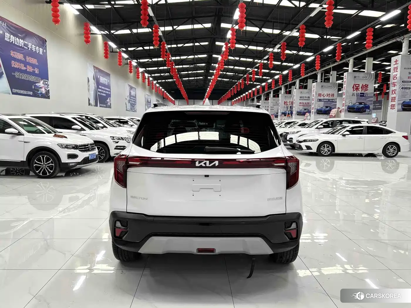 Kia Seltos 2023 Белый из Китая, фото 5