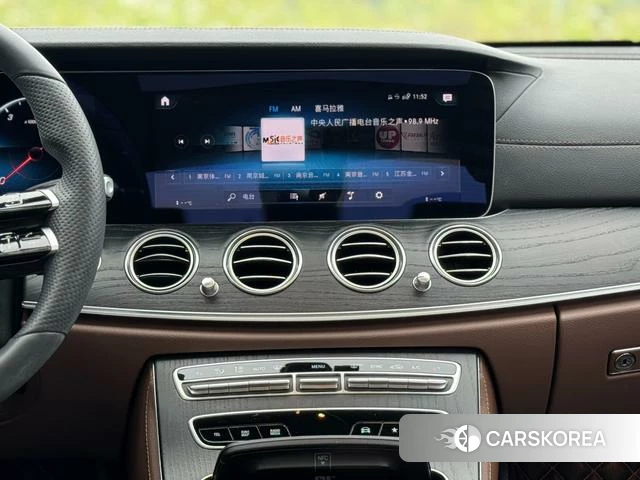 Mercedes-Benz E-class 2022 Белый из Китая, фото 5