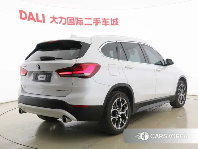 BMW X1 2021 Белый из Китая, фото 5
