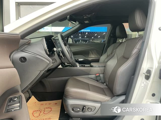 Lexus RX 2024 Белый из Китая, фото 5
