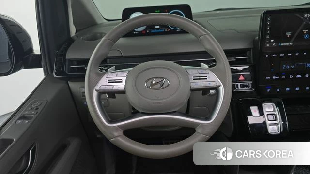 Hyundai Staria 2023 Черный из Кореи, фото 5