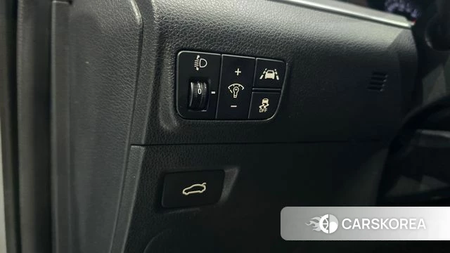Kia K5 3rd generation 2021 Серебристо-серый из Кореи, фото 5