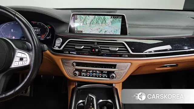 BMW 7 Series (G11) 2021 Черный из Кореи, фото 5