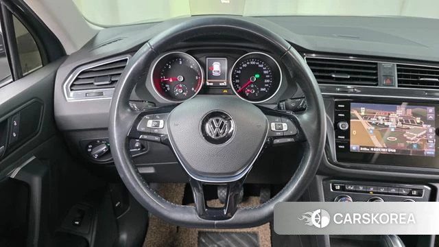 Volkswagen Tiguan second Generation 2020 Серый из Кореи, фото 5