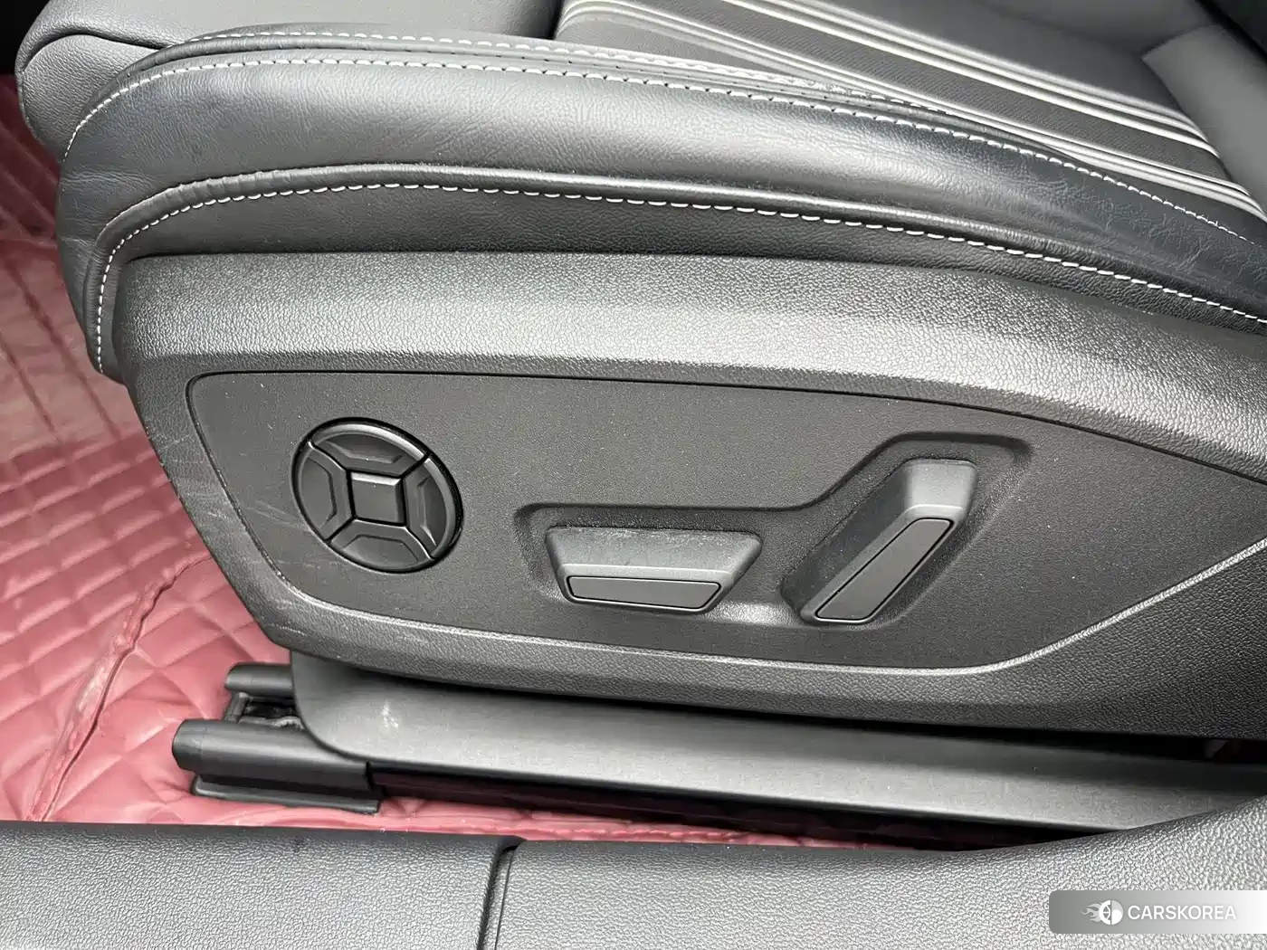 Audi A3 2023 Silver/gray из Китая, фото 5