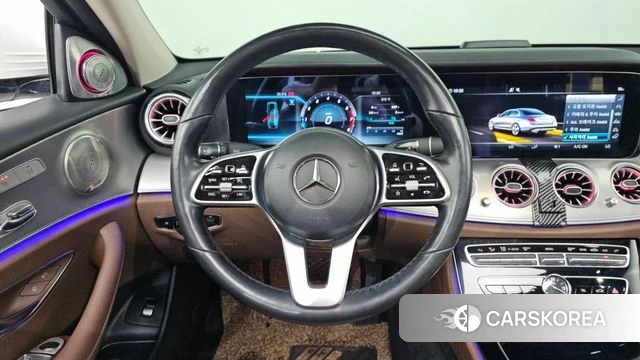 Mercedes-Benz E-Class W213 2018 Белый из Кореи, фото 5