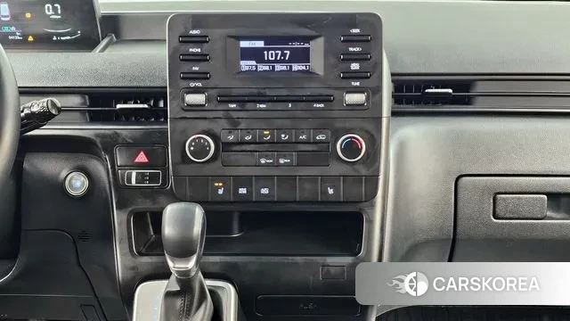 Hyundai Staria 2023 Серебряный из Кореи, фото 5