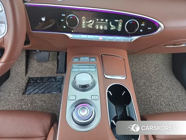 Genesis GV70 2023 Жемчужный цвет из Кореи, фото 5