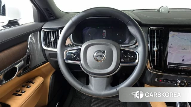 Volvo S90 2023 Белый из Кореи, фото 5