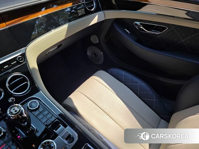 Bentley Continental GT 3rd Generation 2019 Синий из Кореи, фото 5
