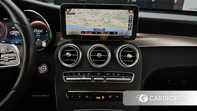 Mercedes-Benz GLC-Class X253 2021 Белый из Кореи, фото 5
