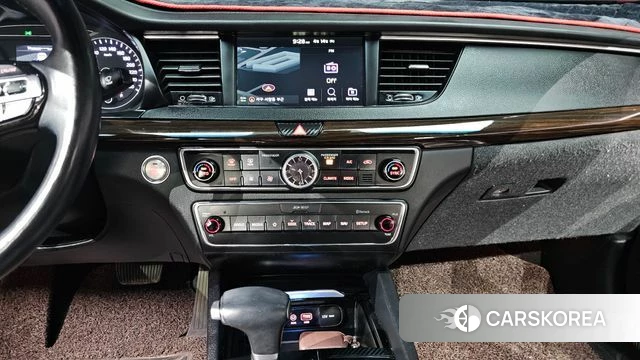 Kia Come New K7 2018 Белый из Кореи, фото 5