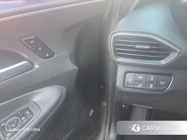 Hyundai Santa Fe TM 2018 Серебристо-серый из Кореи, фото 5