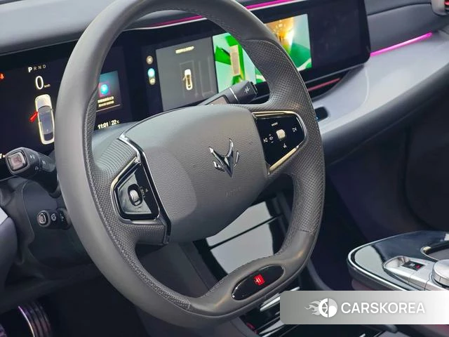 ARCFOX Extreme Fox Polar Fox Alpha S 2022 Белый из Китая, фото 5