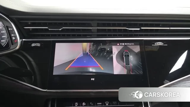 Audi Q8 (4M) 2023 Серый из Кореи, фото 5