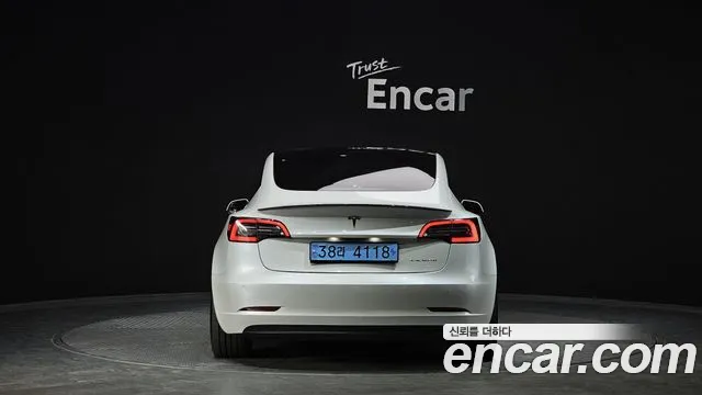 Tesla Model 3 2021 Белый из Кореи, фото 5