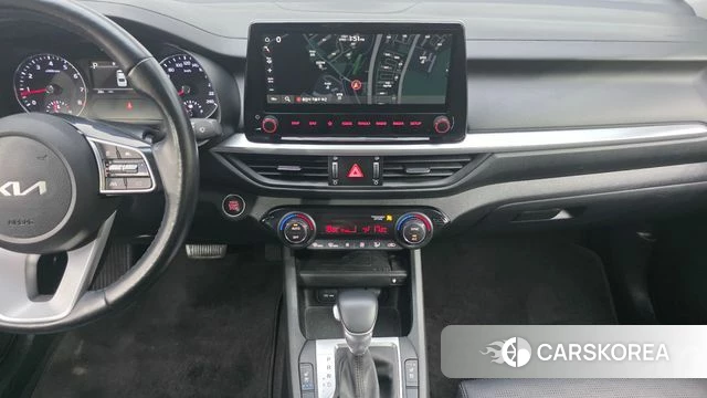 Kia The New K3 2nd generation 2021 Серый из Кореи, фото 5