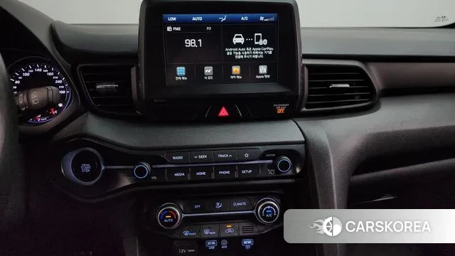 Hyundai Veloster (JS) 2019 Светло-серебряный цвет из Кореи, фото 5