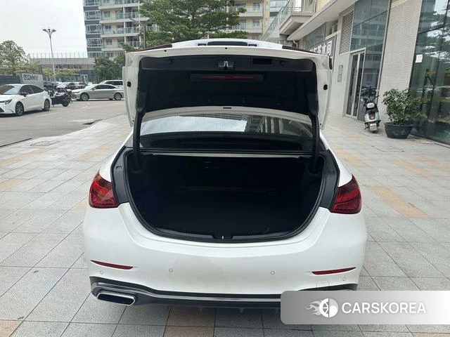 Mercedes-Benz Class C 2022 Белый из Китая, фото 5