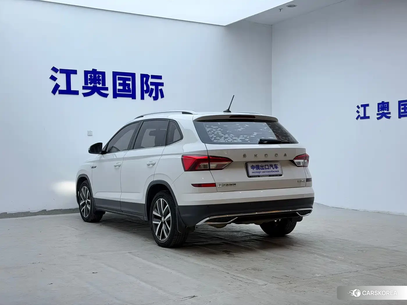 Skoda Komick 2023 Белый из Китая, фото 5