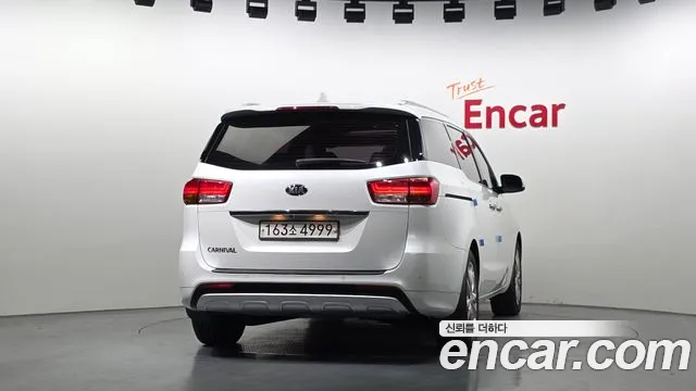 Kia All New Carnival 2018 Белый из Кореи, фото 5